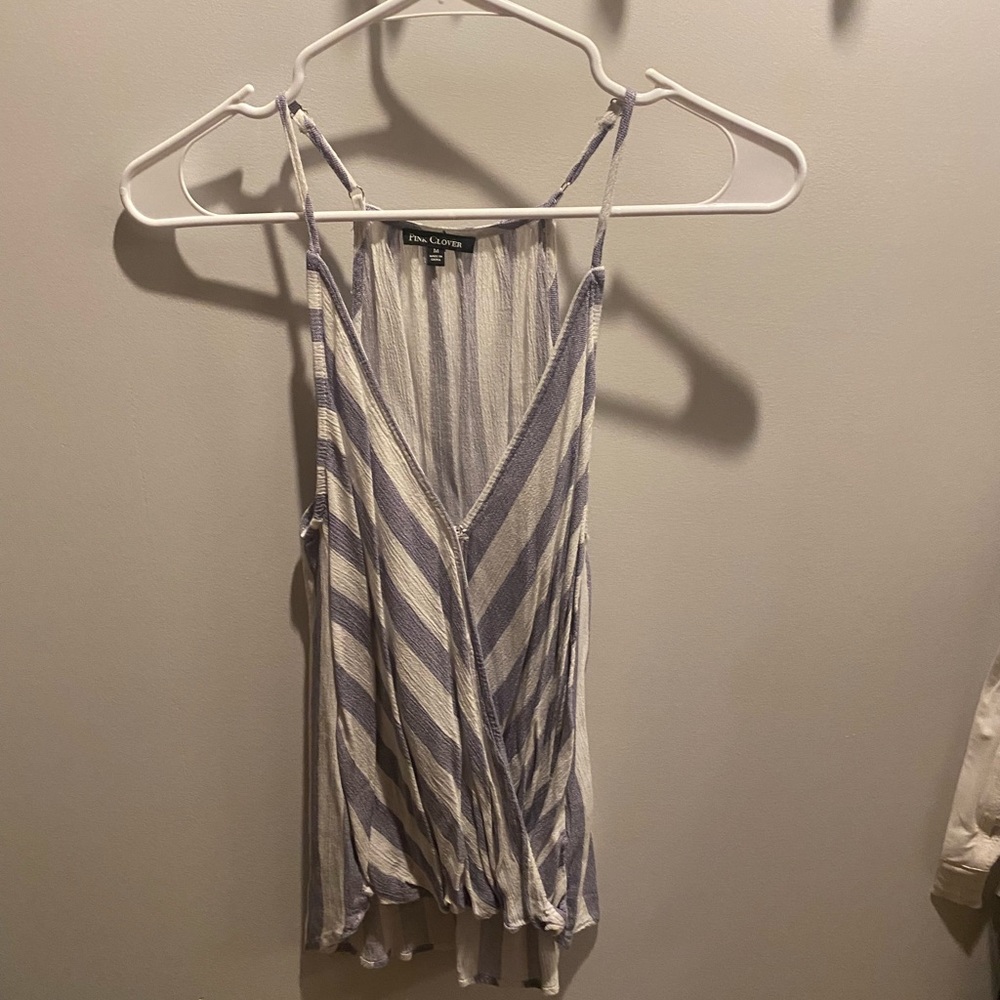 Pink clover surplice tank, blue/white, size M